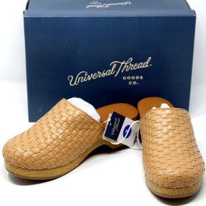 Women's Magnolia Heels Universal Thread Light Bro… - image 1